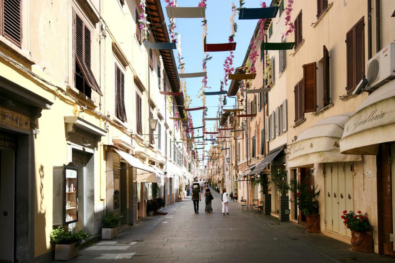 La Piccola Atene Centro Storico Pietrasanta Zewnętrze zdjęcie